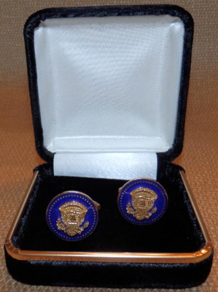 NEW ITEM Ronald Reagan Very Rare 18K Solid Gold and Enamel Presidential Cufflinks